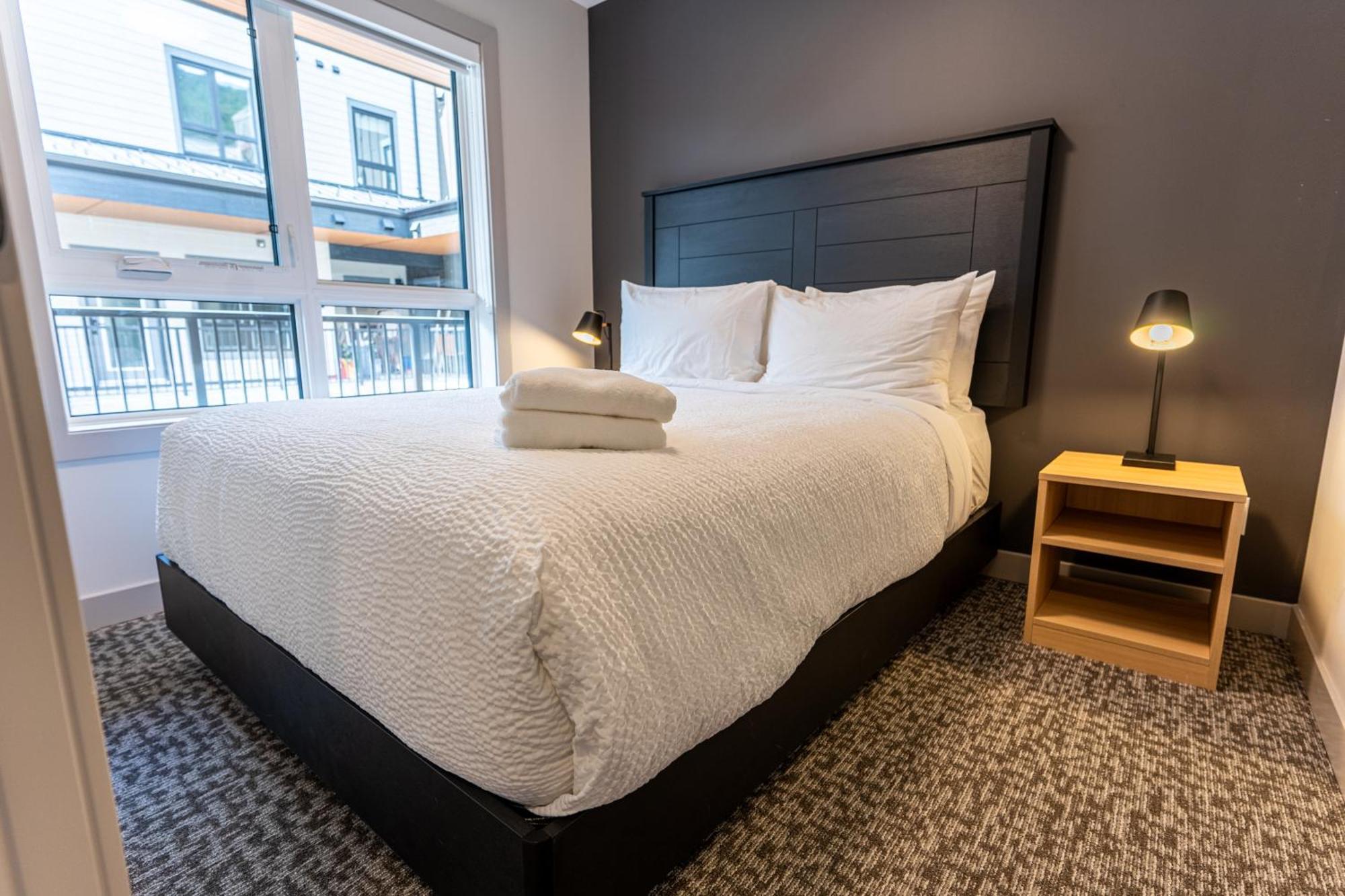 Basecamp Suites Revelstoke Ruang foto